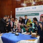 hpv vaccine - Islamabad Official Vaccinates Daughter for HPV Vaccine