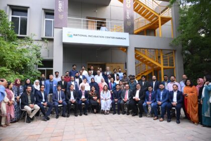 nic karachi - NIC Karachi Graduates 30 Startups on Anniversary