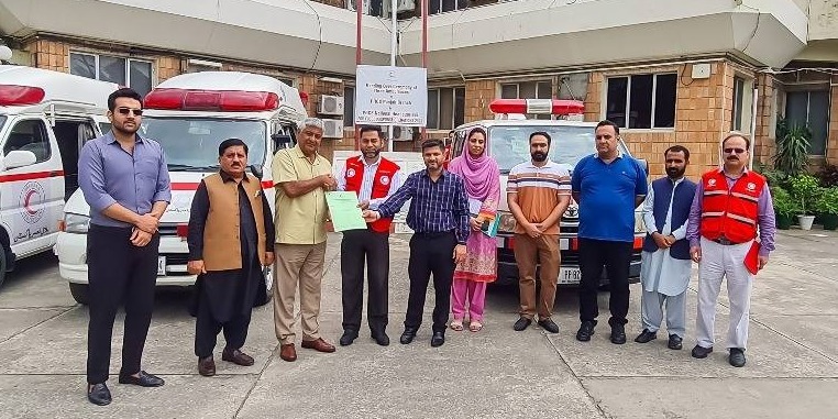 pakistan red crescent ambulances