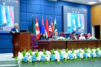 biosciences investment - Federal Minister Urges Biosciences Investment