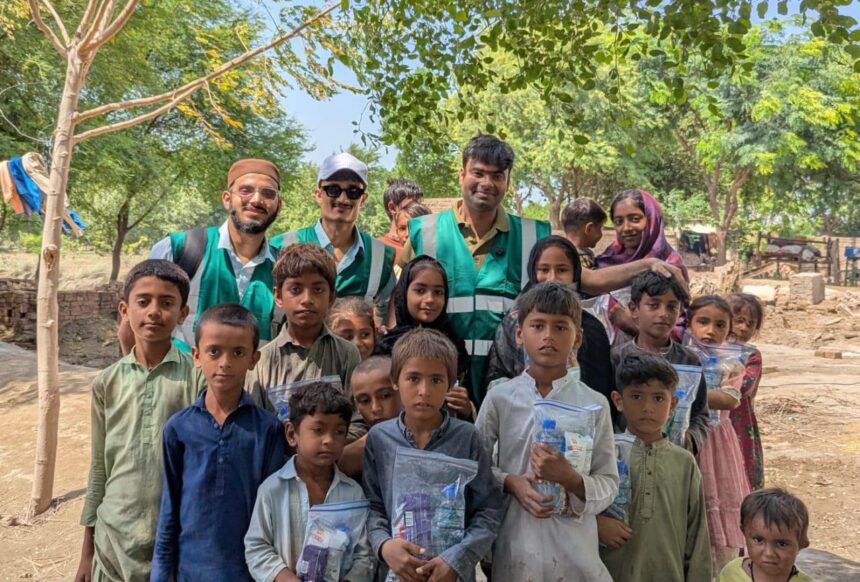punjab floods - Star Welfare Delivers Aid in Punjab Floods
