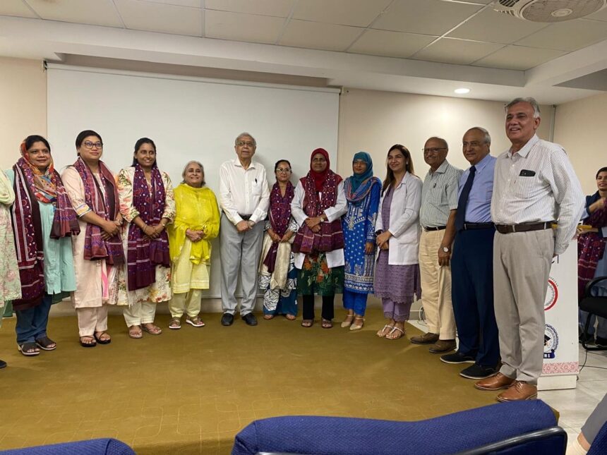fistula repair - Surgeons Train in Fistula Repair for South Asia