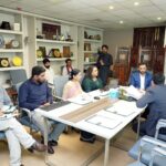 Federal Health Minister Reviews Population Projections 2 population projections - Federal Health Minister Reviews Population Projections