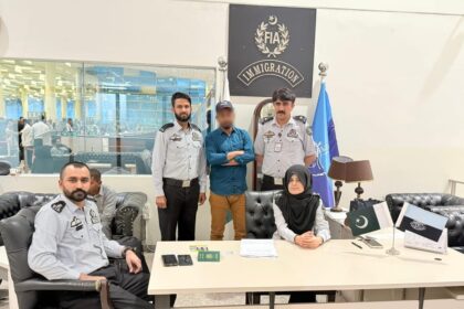 Fake Travel Documents Foil Two Passengers Flight 5 fake travel documents - Fake Travel Documents Foil Two Passengers Flight