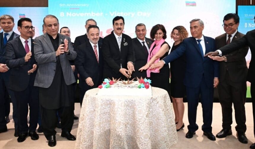 azerbaijan victory - Gilani Attends Azerbaijan Victory Day Reception