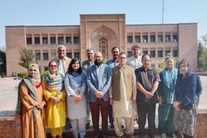 postdoctoral workshop - Faculty of Education Holds Postdoctoral Workshop