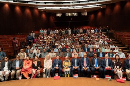 polio eradication - Pakistan Advances Toward Polio Eradication