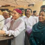 solar plates - PPP Leaders Distribute Solar Plates in Khairpur