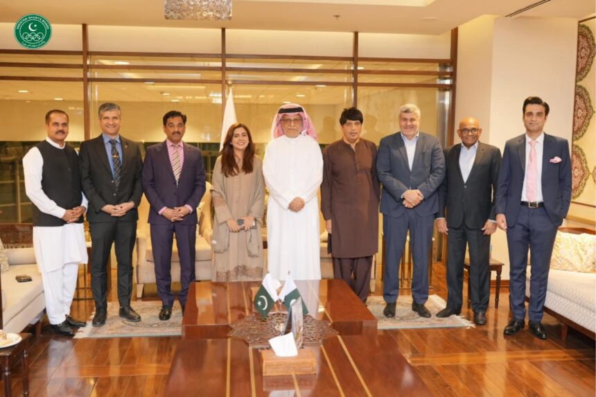 afc visit - AFC Visit Strengthens Pakistan Football Ties