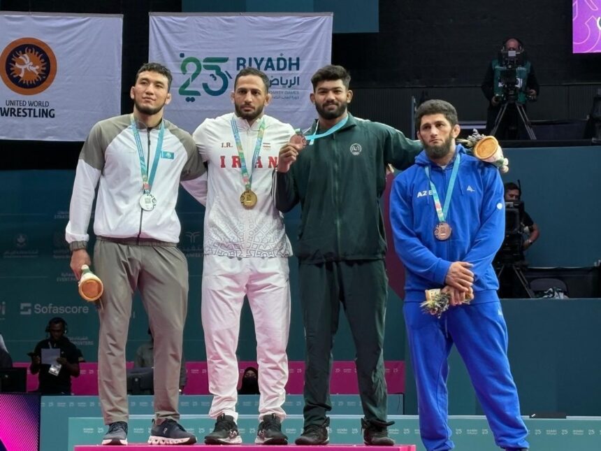 97kg wrestling - Pakistan Secures Bronze in 97kg Wrestling