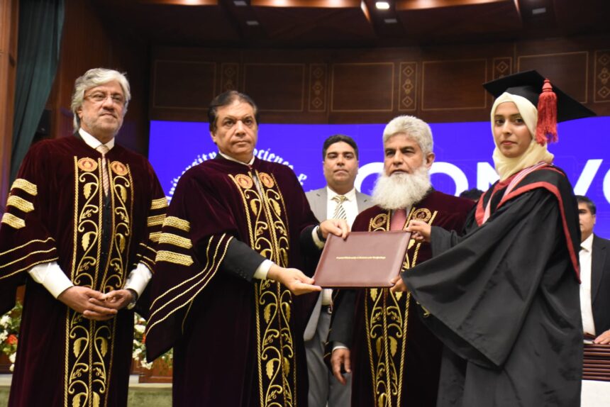 cust convocation - CUST Convocation Awards 1323 Degrees