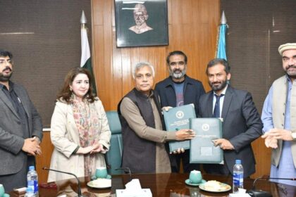agricultural finance - PMAS-AAUR and SBP Sign Agricultural Finance Pact