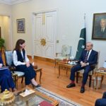 baroness chapman - Baroness Chapman Meets Prime Minister in Islamabad