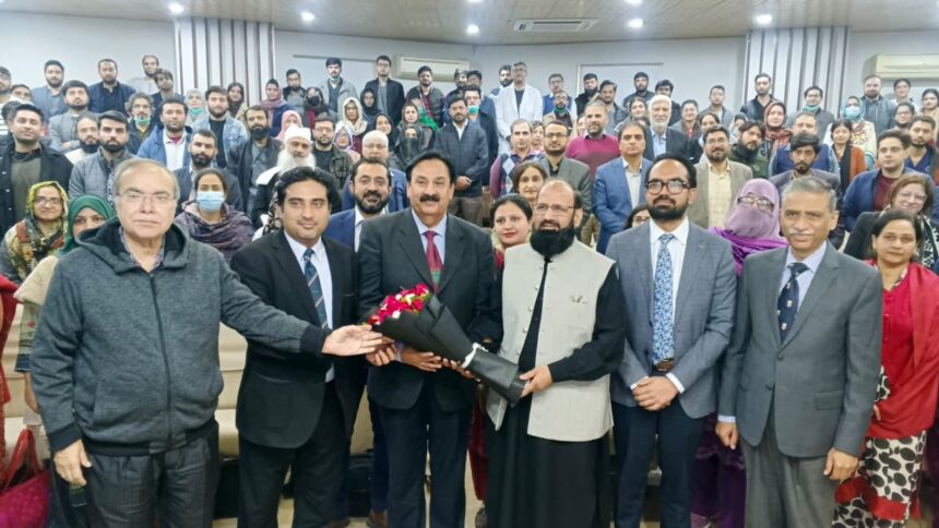 cpsp president - CPSP President Visits Lahore Regional Centre