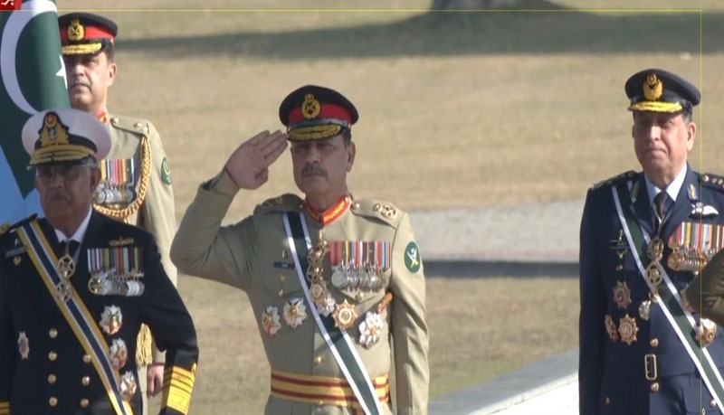 chief of defence forces - Chief of Defence Forces Honoured with Guard of Honor