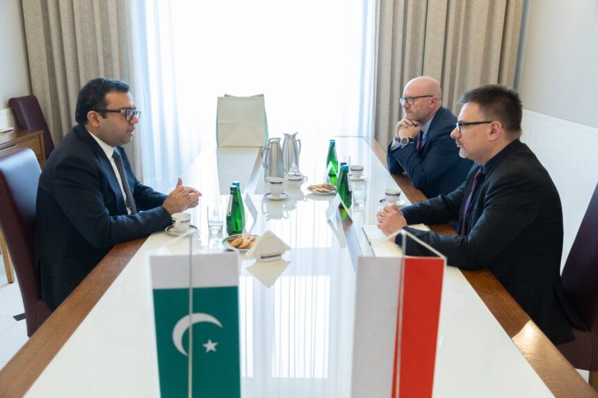 pakistan poland relations - Pakistan Poland Relations Advance After Sami Meeting