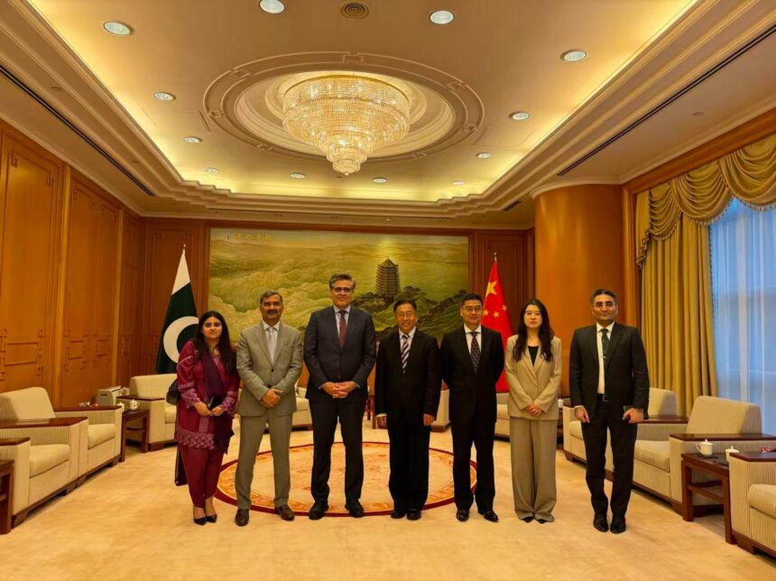 pakistan china ties - Pakistan Ambassador Meets Chinese MFA Commissioner in Hong Kong