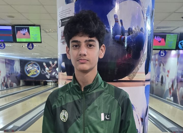 ayzaz ur rehman - Ayzaz ur Rehman Wins Pak China Bowling