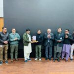 sajid sadpara - Sajid Sadpara Visits Lady Reading Hospital