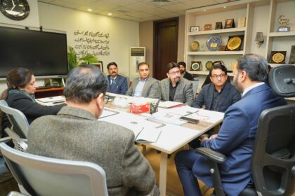 end tb pakistan - Mercy Corps and Government Unite to End TB in Pakistan