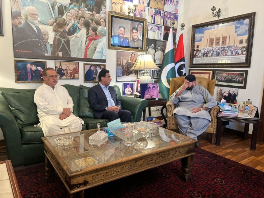 ayaz sadiq condolence - Ayaz Sadiq Condolence Visit to Agha Durrani Home