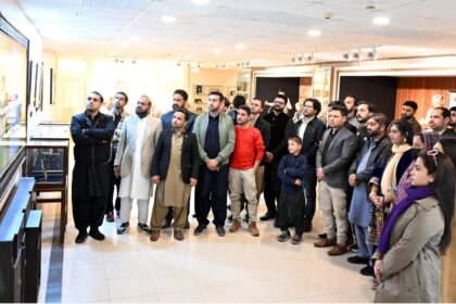 parliament house visit - Parliament House Visit by Youth Media Delegation