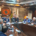 pakistan economy - SM Tanveer Warns Pakistan Economy in Crisis