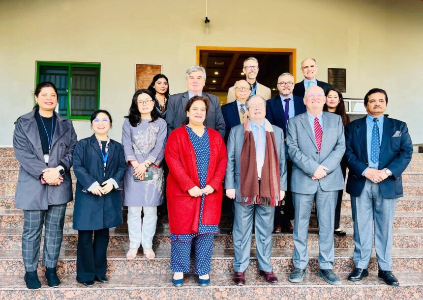 french program - Lahore Launches French Program for Women