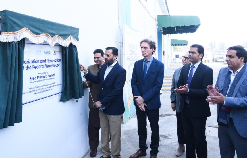 solar power - Federal Minister Inaugurates 1 Megawatt Solar Power