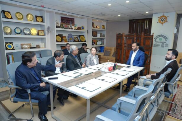 needle free vaccine - Needle Free Vaccine Device Launched in Islamabad