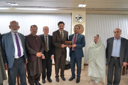 comstech course - COMSTECH launches life support course for Palestinians