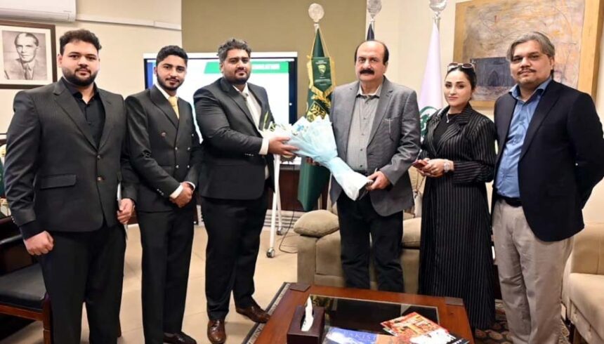 international education - YES Pakistan Signs Deal to Expand International Education