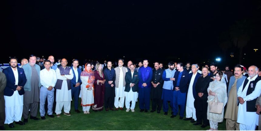 chaudhry riaz - Chaudhry Riaz Hosts Lavish Iftar Dinner