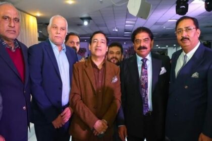 agha tanveer - Agha Tanveer Hosts Iftar with PPP Leaders