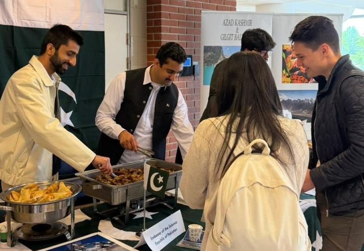 cultural connection day - Pakistan at ELTE Cultural Connection Day