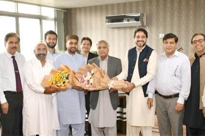 umrah visit - VC Praises Directors After Umrah Visit