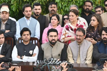 9 april protest - Chief Minister Calls 9 April Protest