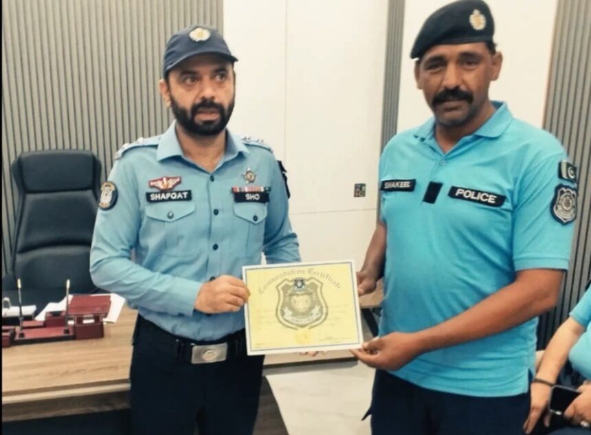 shakeel satti - Islamabad Policeman Shakeel Satti Honoured for Service
