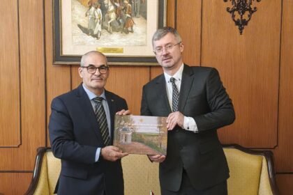 cuba embassy visit - Cuba Embassy visit strengthens ties in Islamabad