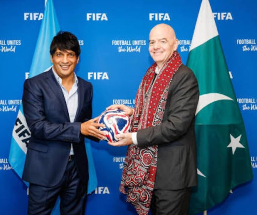 pakistan football - Pakistan football regains momentum under Gilani