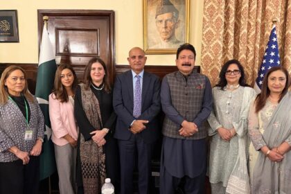 scholarship program - Scholarship Program Gets Support in New York Meeting