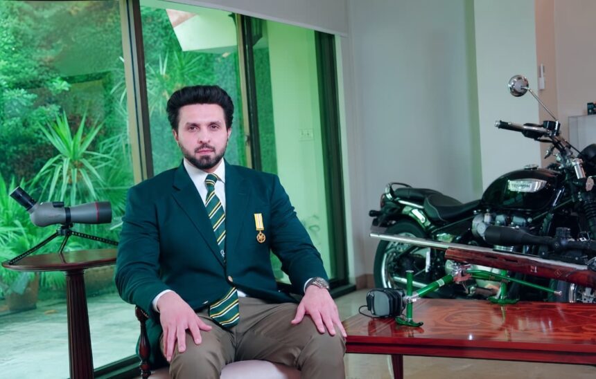 mohsin nawaz - Mohsin Nawaz Dedicates Tamgha e Imtiaz to PLRA Patron