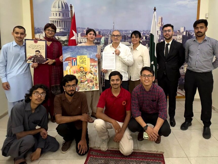 Progressive Students Federation delegation meets Cuban ambassador in Islamabad to show Cuba solidarity