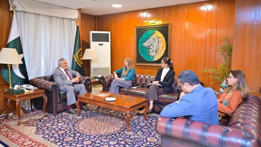 Jane Marriott and Ishaq Dar discuss Pakistan-UK relations in Islamabad