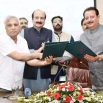 PMAS-AAUR and PPAF sign MoU for climate-smart agriculture