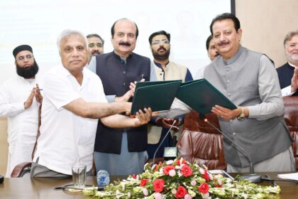 PMAS-AAUR and PPAF sign MoU for climate-smart agriculture