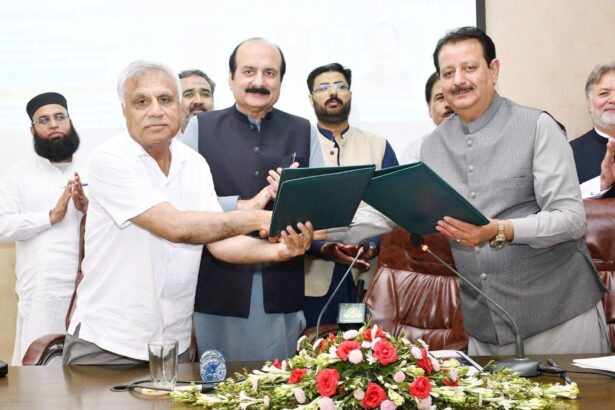PMAS-AAUR and PPAF sign MoU for climate-smart agriculture