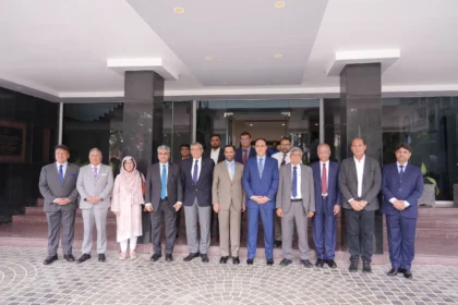 Federal Health Minister Mustafa Kamal addressing the National Institute of Health Board of Governors