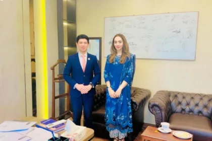 Mohd Syafik Firdaus Hasbullah meets Misbah Khar at Parliament House Islamabad