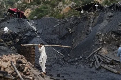 Mine workers in Quetta Balochistan after tragic incident